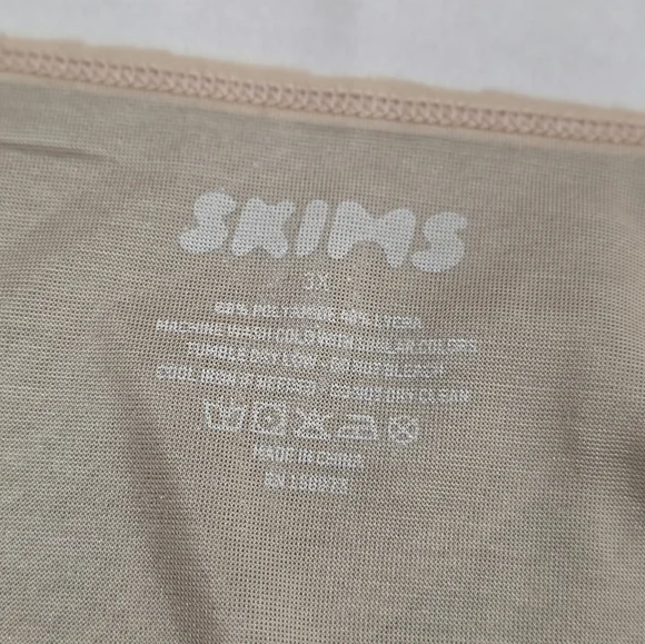 Nwot SKIMS High Waist Seamless Body Shaper Thong Pants Shapewear 3x Plus Torrid - Picture 8 of 12